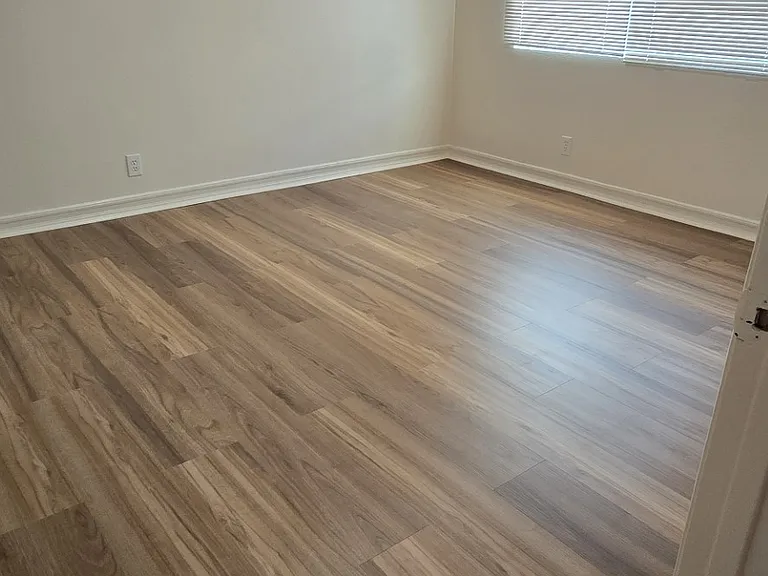 3732 E Live Oak St — Photo 6