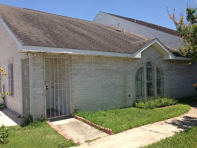 1st image of 2409 N I St APT E