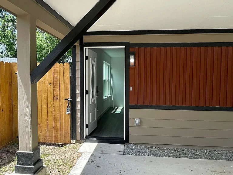 2322 Wavell St #A — Photo 2