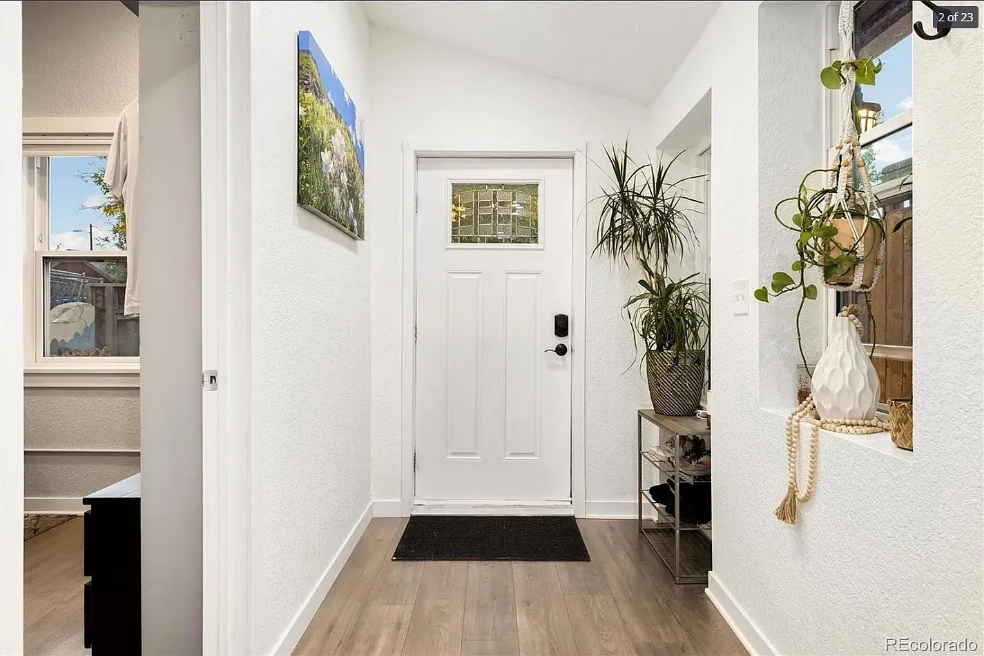 2 bed, 1125 sqft, $3,000 — Photo 2