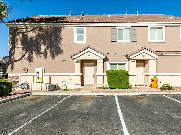 5th image of 1092 Slate Crossing Ln Unit 1