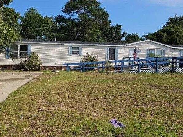 540 Palindrome Ct, Hope Mills, NC 28348
