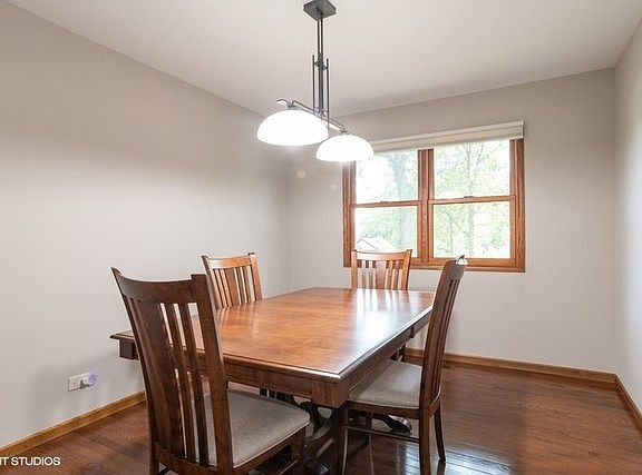 5th image of 501 Cutters Mill Ln