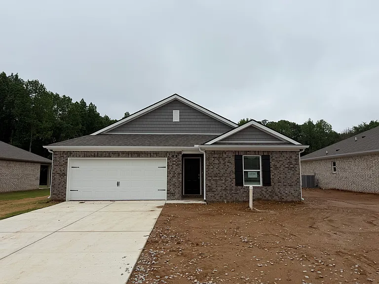 36 Chesterfield Cv — Photo 1