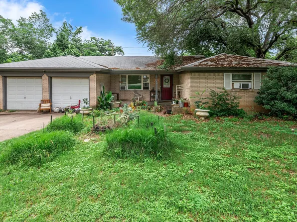 716 Norwood Dr, Hurst, TX 76053