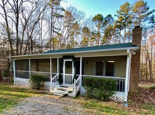 215 Pine Cone Rdg, Clarksville, VA 23927