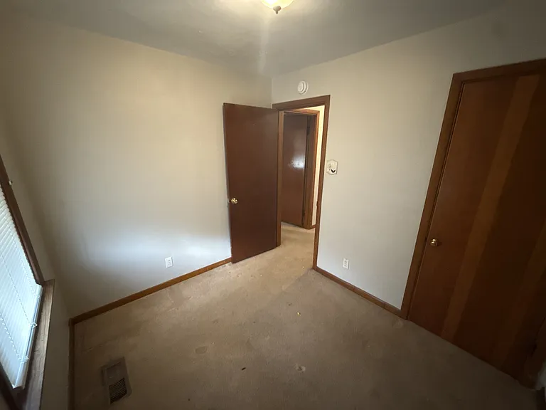 223 Wiegel Dr — Photo 40
