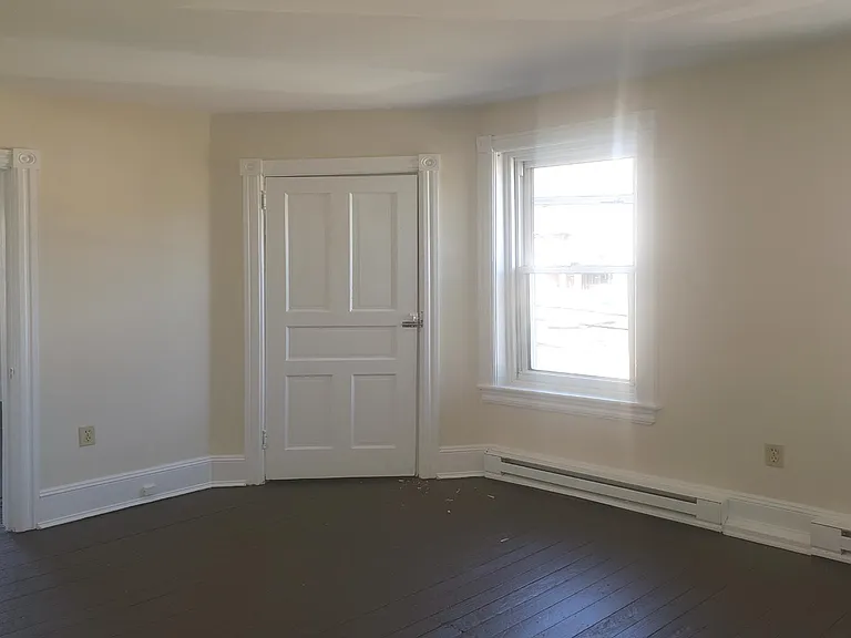 101 Hope Ave — Photo 6