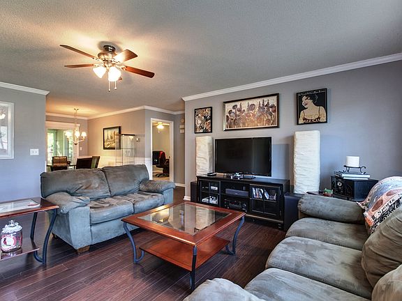 2nd image of 7415 Greenway Dr