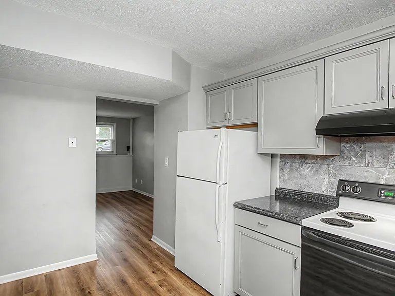 1411 Georgia Ave — Photo 11
