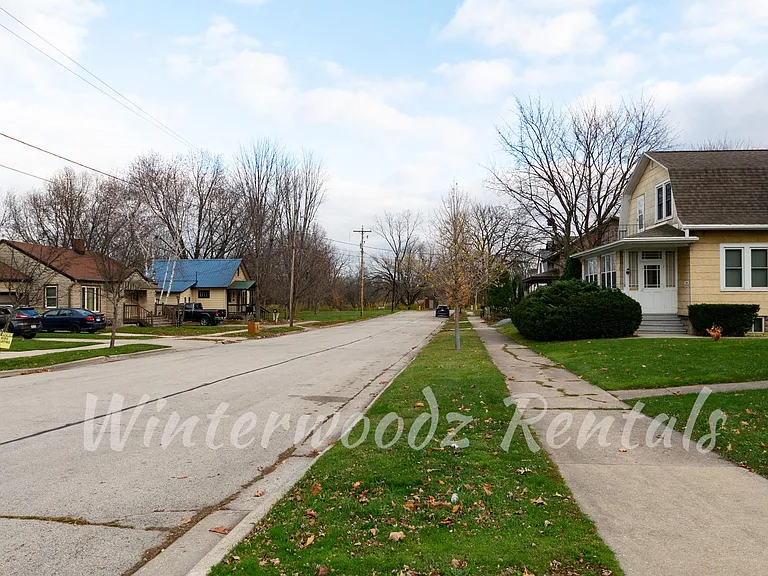 View of Street Facing East River