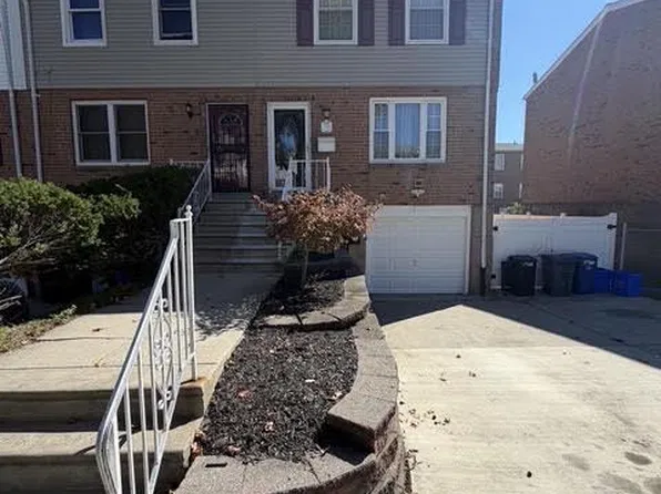 7924 Mars Pl, Philadelphia, PA 19153