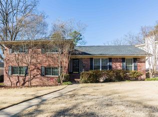 8 Pamela Dr, Little Rock, AR 72227