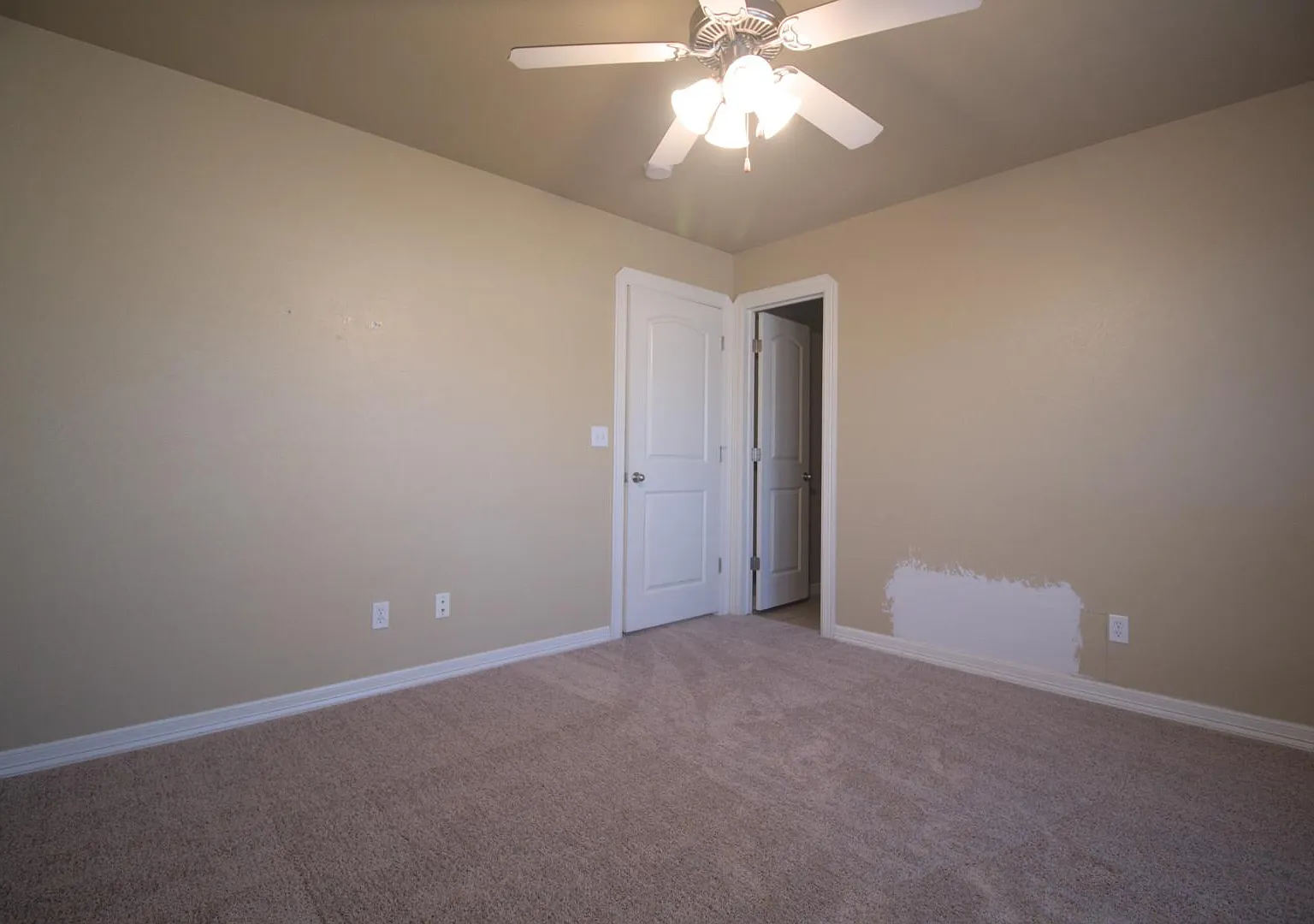 3 bed, 1456 sqft, $1,700 — Photo 4