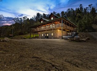 539 Bear Branch Rd, Frenchburg, KY 40322