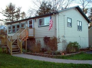 24 Van De Carr Rd, Craryville, NY 12521