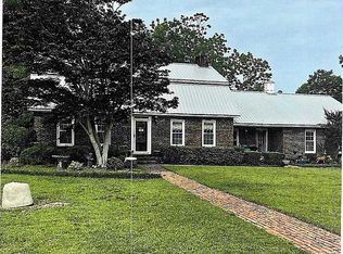 632 Main Street Ext, Swansboro, NC 28584