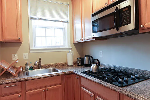 601 D St SE #3 — Photo 18