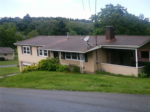 800 Todd Ave, Ellwood City, PA 16117