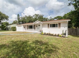 30 Lake Dr, Debary, FL 32713