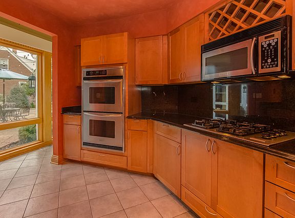 3rd image of 9322 S 53rd Ave