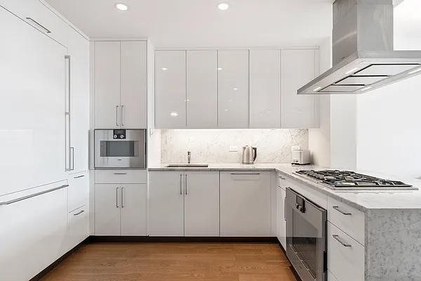 Rented by Douglas Elliman | media 13