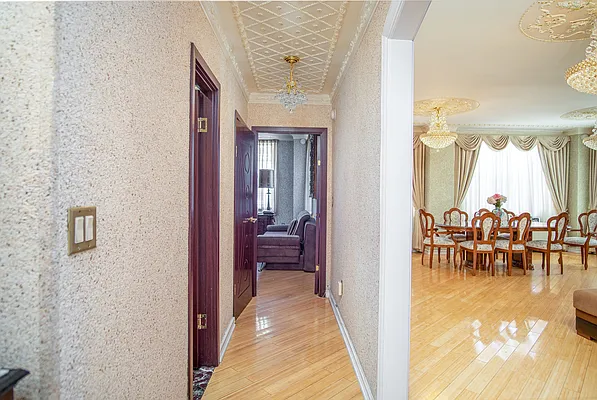 Sold by Azbel Real Estate, Inc. | media 4