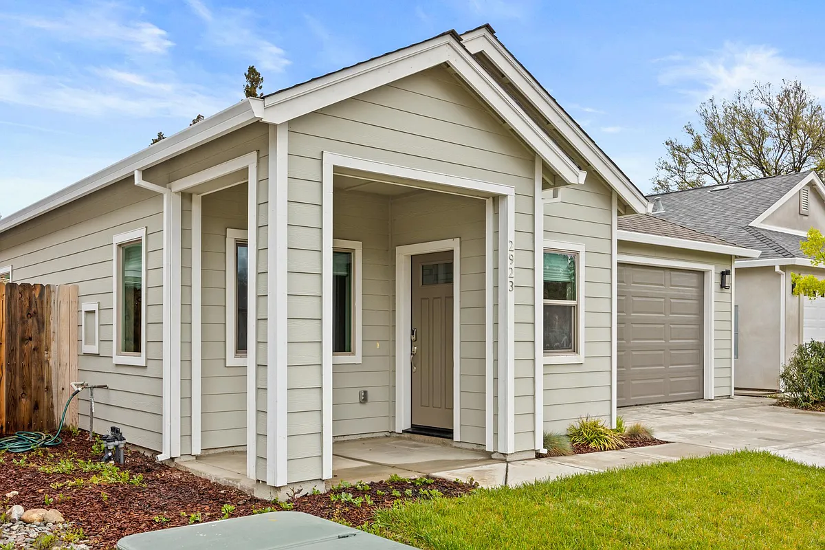 Building Photo - 2923 Carlene Pl