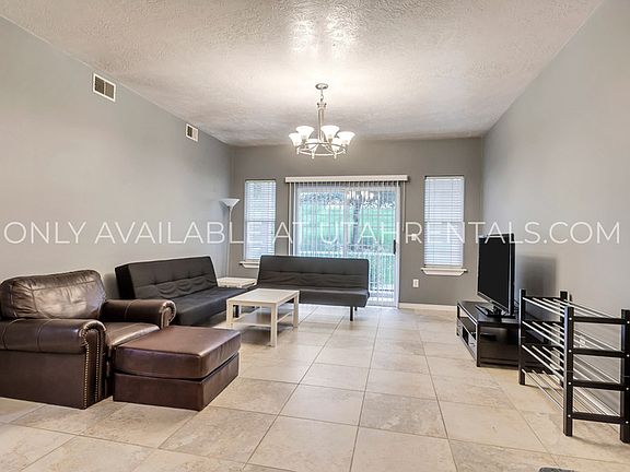 2nd image of 532 N Seven Peaks Blvd #2