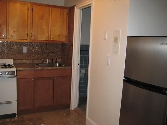 Rented by Magnone Real Estate | media 21