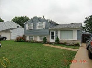 23321 Whitby Ave, Flat Rock, MI 48134