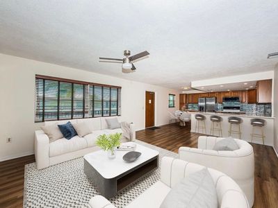 4050 4th St N APT 306, Saint Petersburg, FL, 33703