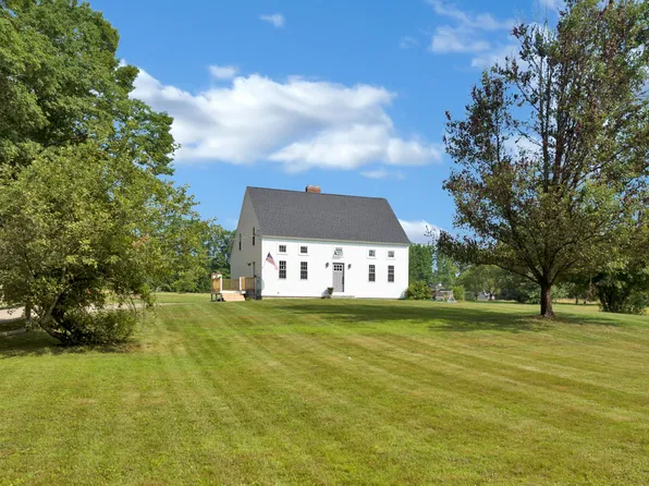 111 Meeting House Road, North Berwick, ME 03906