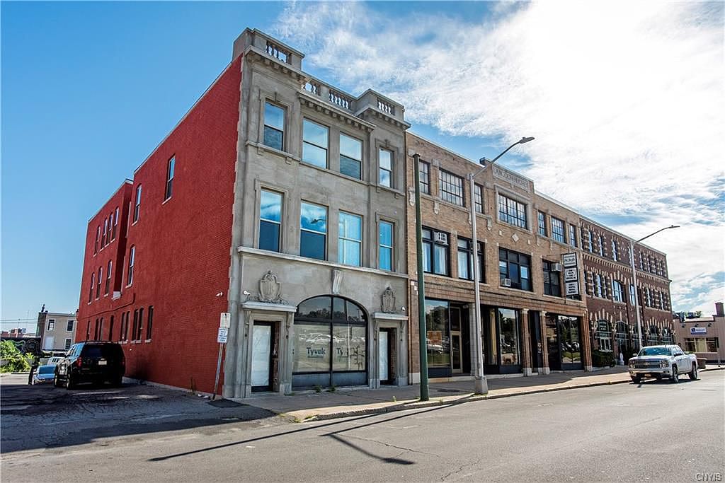 221223 Elizabeth St, Utica, NY 13501 Zillow