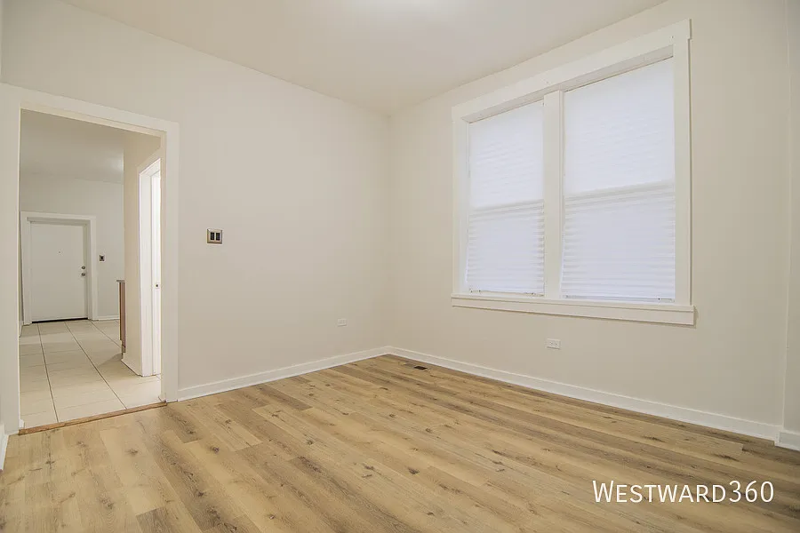 1141 S Francisco Ave #1R