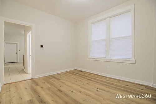 1141 S Francisco Ave Photo 1