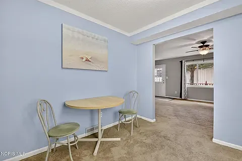 2630 7th St #B — Photo 2