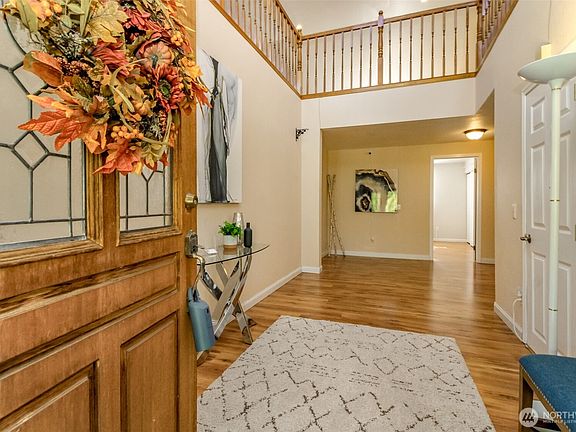 4th image of 1309 Livingston Street NE