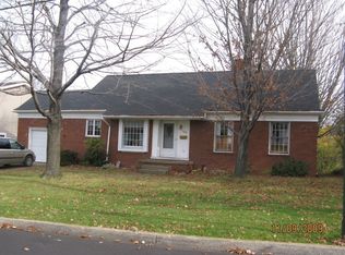 155 Lake Cliff Dr, Erie, PA