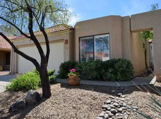 210 E Highcourte Ln, Tucson, AZ 85737