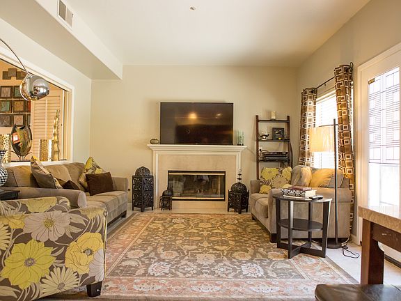 2nd image of 2915 Sorrento Way