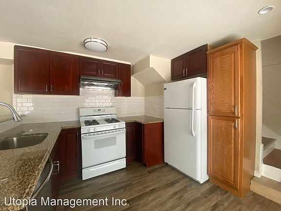4th image of 326 4th St