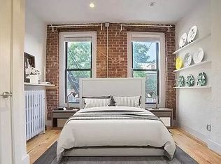 26 Vandam St #1FR, New York, NY 10013