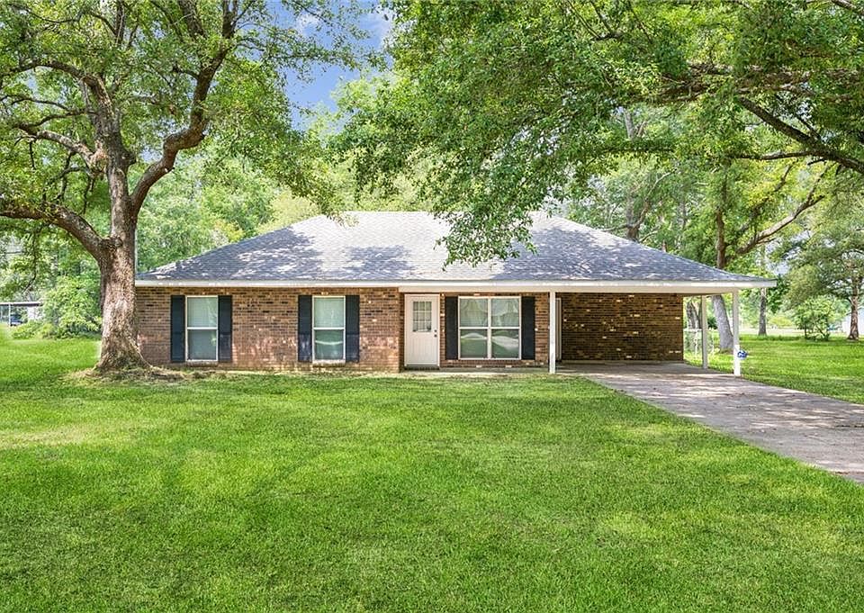 1st image of 25735 Oak Alley Dr