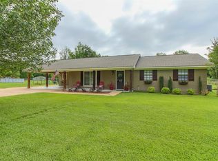203 Lori Lane Rd, Columbus, MS 39705