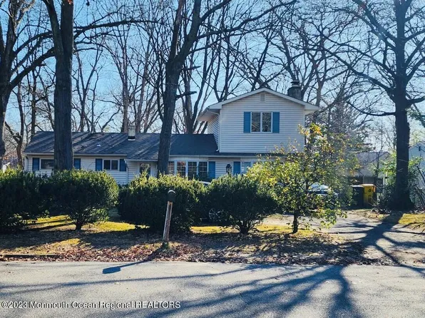 1417 Jeffrey Street, Lakewood, NJ 08701