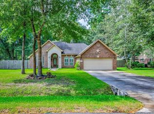 2606 Mockingbird Ln, New Caney, TX 77357