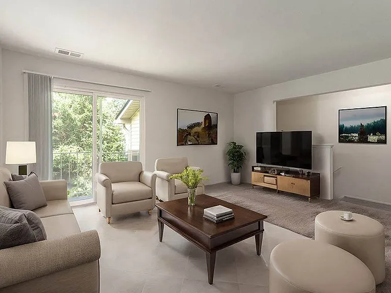 Briarwood Apartments — Photo 9