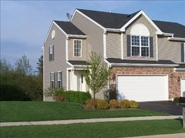 822 Duvall Dr, Woodstock, IL 60098