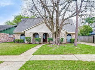 707 Seacliff Dr, Houston, TX 77062